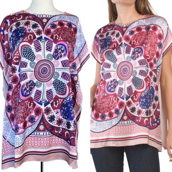 Paparazzi Abstract and Multicolored Print Cap Sleeve Knit Tunic. Size S - Picture 9 of 11